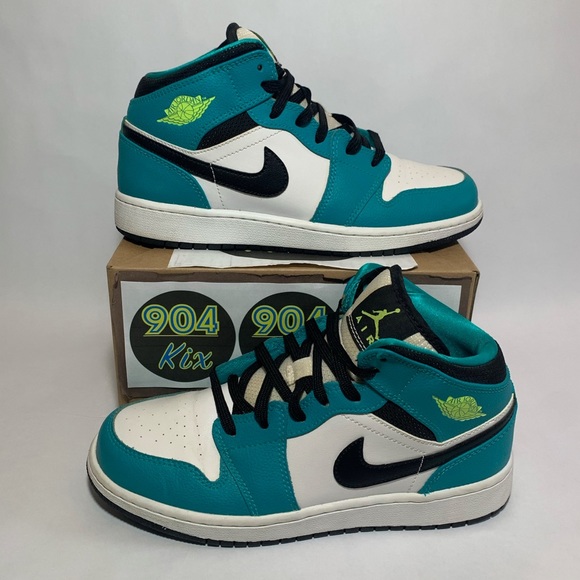 Jordan Other - Air Jordan 1 Retro, ‘Turbo Green’ Sz 6Y